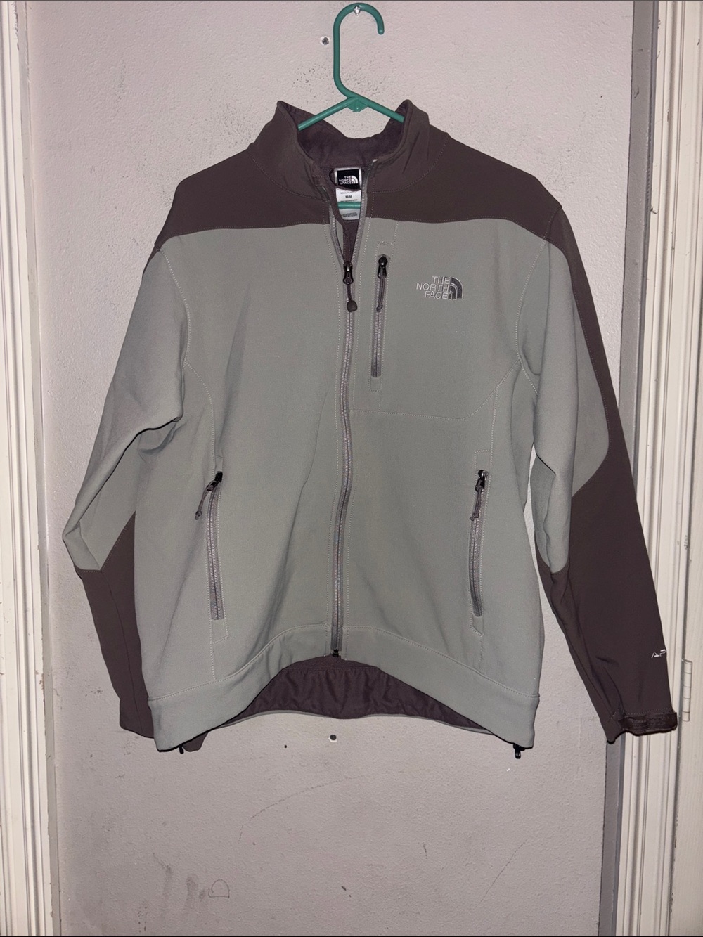 The North Face Two-Tone Fleece Jacket in Sage Green and Brown
